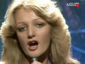 Nude bonnie tyler Bonnie Tyler